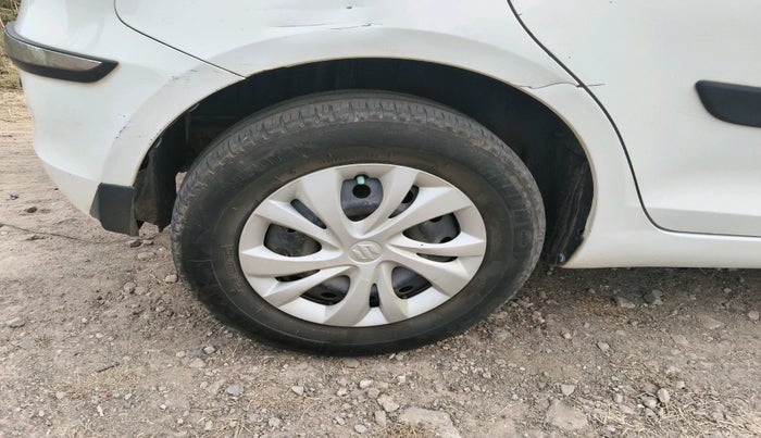 2017 Maruti Swift VDI, Diesel, Manual, 1,17,153 km, tyre