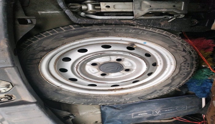 2012 Maruti Wagon R 1.0 LXI, Petrol, Manual, 27,630 km, tyre