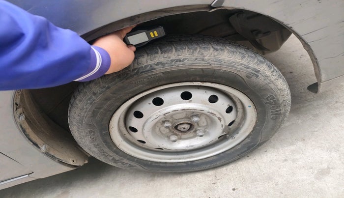 2012 Maruti Wagon R 1.0 LXI, Petrol, Manual, 27,630 km, tyre