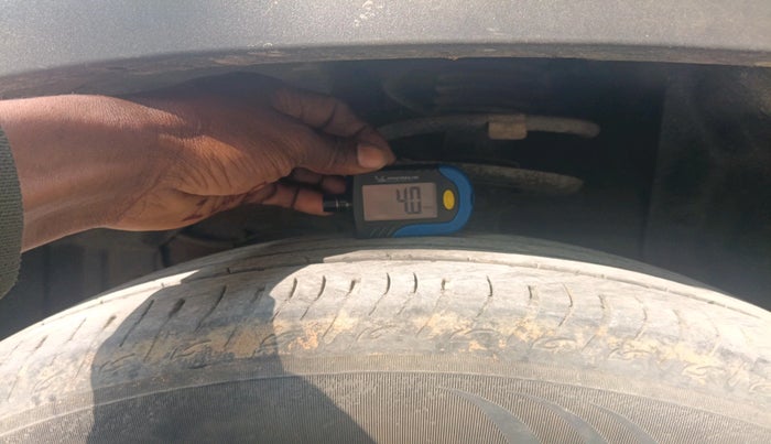 2023 Maruti BREZZA VXI, Petrol, Manual, 39,233 km, tyre