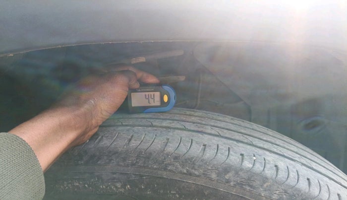 2023 Maruti BREZZA VXI, Petrol, Manual, 39,233 km, tyre