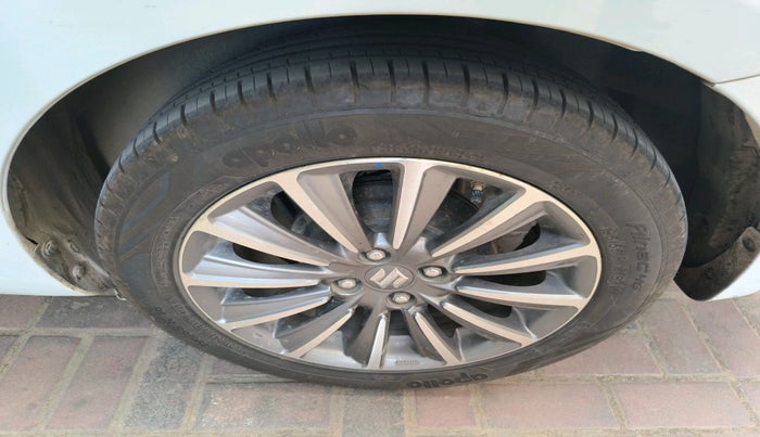 2021 Maruti Ciaz ALPHA 1.5 SHVS PETROL, Petrol, Manual, 73,881 km, tyre