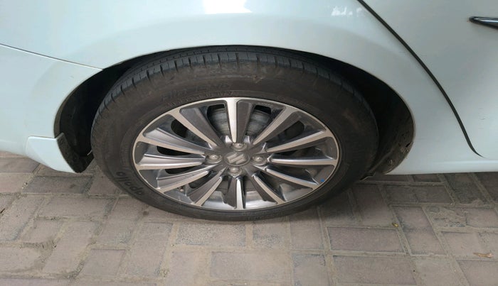 2021 Maruti Ciaz ALPHA 1.5 SHVS PETROL, Petrol, Manual, 73,881 km, tyre