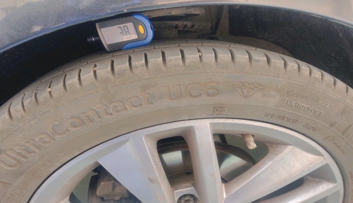 2018 Skoda Rapid STYLE 1.5 TDI AT, Diesel, Automatic, 1,20,819 km, tyre