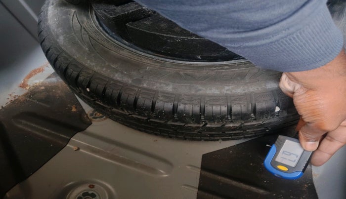 2018 Skoda Rapid STYLE 1.5 TDI AT, Diesel, Automatic, 1,20,819 km, tyre