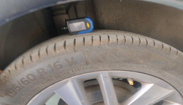 2018 Skoda Rapid STYLE 1.5 TDI AT, Diesel, Automatic, 1,20,819 km, tyre