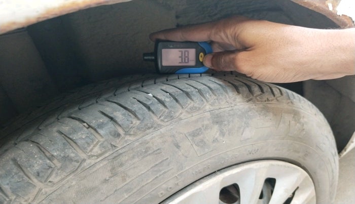 2014 Fiat Punto EVO ACTIVE 1.2, Petrol, Manual, 87,900 km, tyre