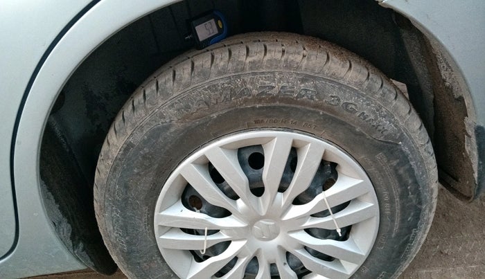 2023 Maruti Dzire VXI, Petrol, Manual, 9,485 km, tyre