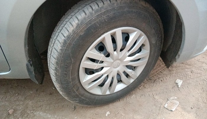 2023 Maruti Dzire VXI, Petrol, Manual, 9,485 km, tyre