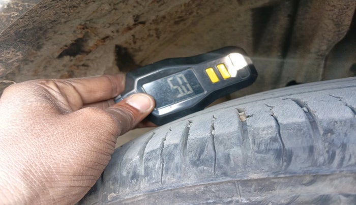 2024 Renault TRIBER RXZ, Petrol, Manual, 45,200 km, tyre