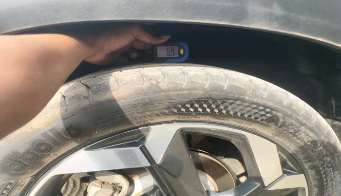 2023 Hyundai ALCAZAR PLATINUM 1.5 TURBO PETROL MT 7STR, Petrol, Manual, 11,401 km, tyre