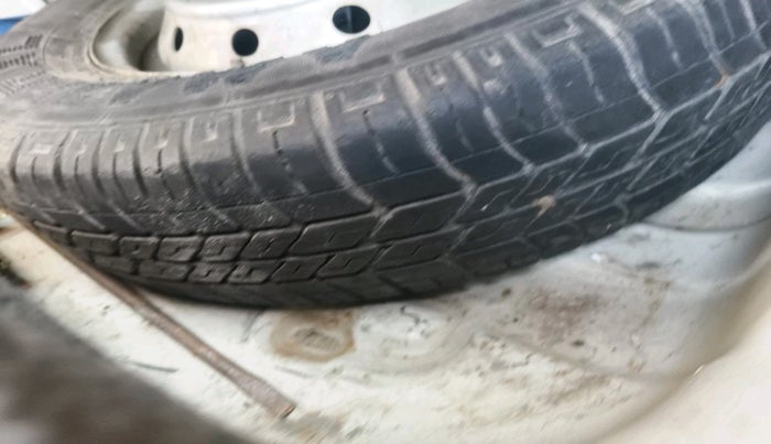 2012 Maruti Alto LXI, Petrol, Manual, 37,676 km, tyre