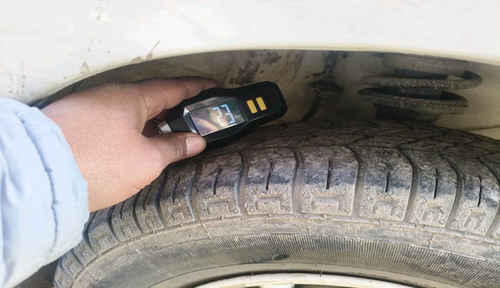 2012 Maruti Alto LXI, Petrol, Manual, 37,676 km, tyre