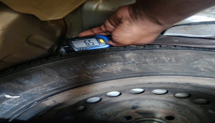 2012 Honda Brio S MT, Petrol, Manual, 57,423 km, tyre