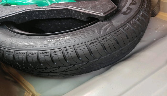 2019 Maruti Celerio ZXI, Petrol, Manual, 9,401 km, tyre