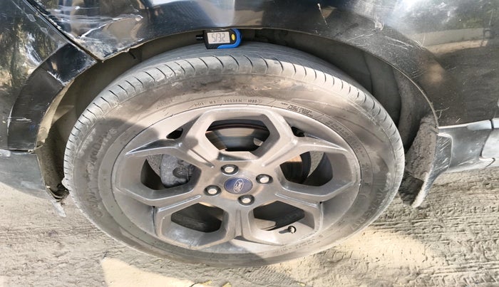 2019 Ford Ecosport TITANIUM 1.5L SIGNATURE EDITION (SUNROOF) DIESEL, Diesel, Manual, 2,44,188 km, tyre