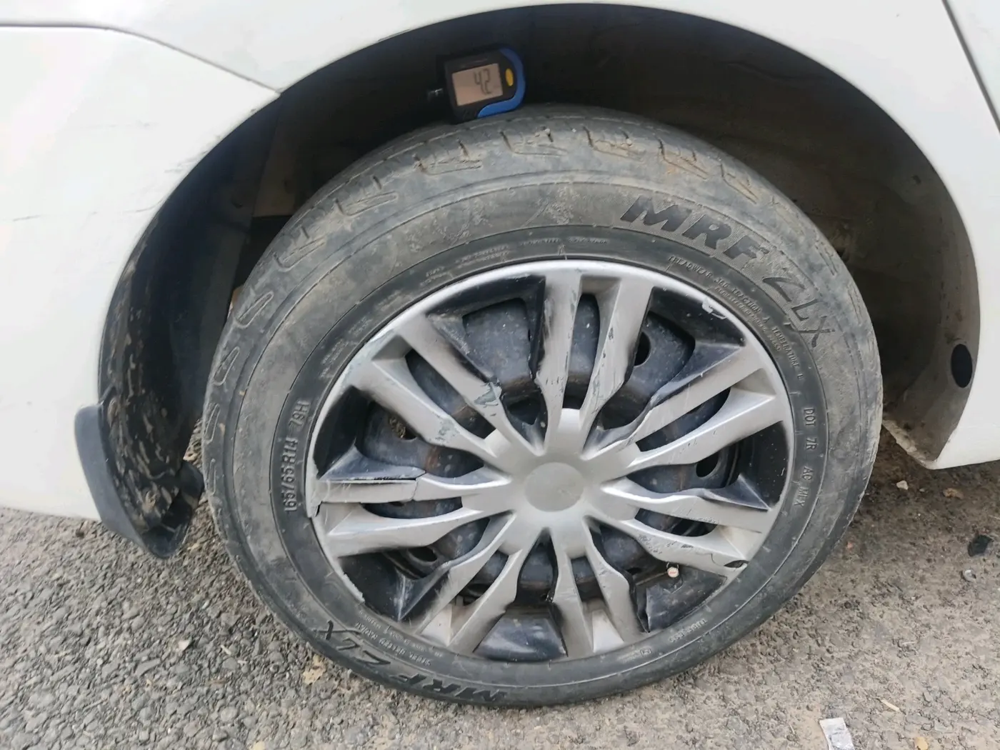 2016 Hyundai Xcent BASE 1.2, CNG, Manual, 89,559 km, tyre