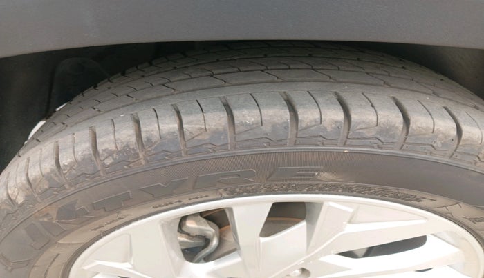 2021 Hyundai Creta SX 1.5 DIESEL, Diesel, Manual, 1,24,767 km, tyre