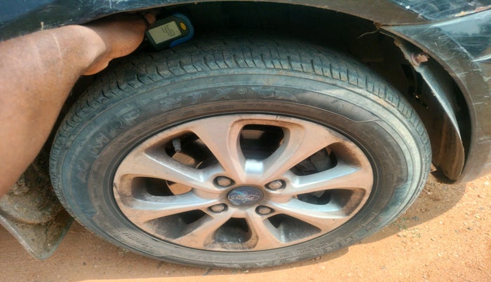 2013 Ford Fiesta TITANIUM PETROL, Petrol, Manual, 59,581 km, tyre