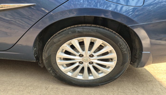 2018 Maruti Ciaz ZETA 1.4  AT PETROL, CNG, Automatic, 1,01,126 km, tyre