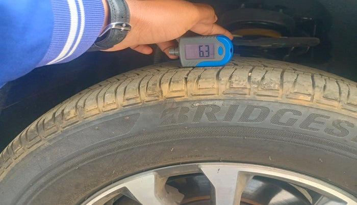 2024 Mahindra SCORPIO-N Z8 Select Petrol MT, Petrol, Manual, 9,599 km, tyre