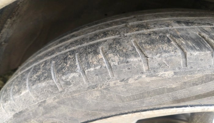 2016 Honda BR-V 1.5L I- DTEC V, Diesel, Manual, 2,24,545 km, tyre