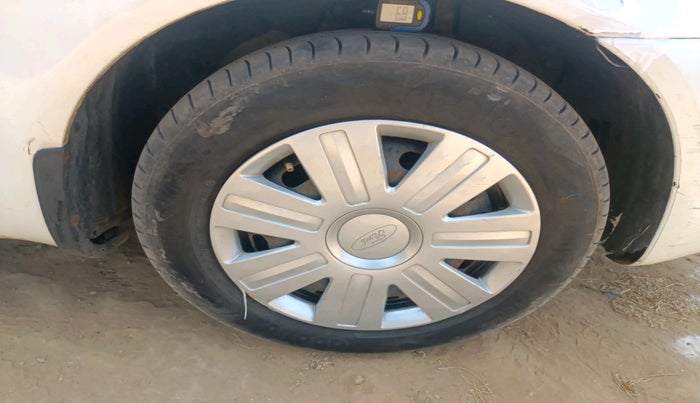 2011 Ford Classic LXI 1.4 DIESEL, Diesel, Manual, 1,41,674 km, tyre