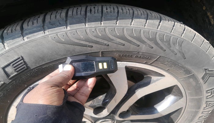 2013 Nissan Terrano XL D PLUS, Diesel, Manual, 90,581 km, tyre