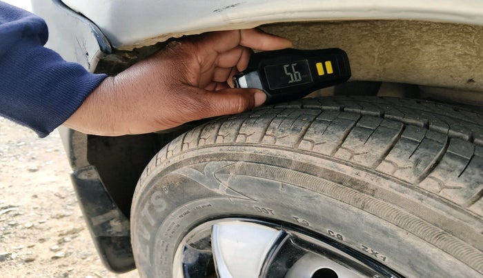 2011 Maruti Alto LX, Petrol, Manual, 47,260 km, tyre