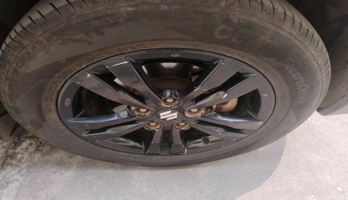 2019 Maruti Vitara Brezza ZDI PLUS AMT, Diesel, Automatic, 1,77,690 km, tyre