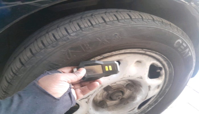 2012 Chevrolet Beat LT DIESEL, Diesel, Manual, 1,68,749 km, tyre