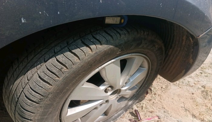 2014 Hyundai i20 MAGNA (O) 1.2, Petrol, Manual, 79,646 km, tyre