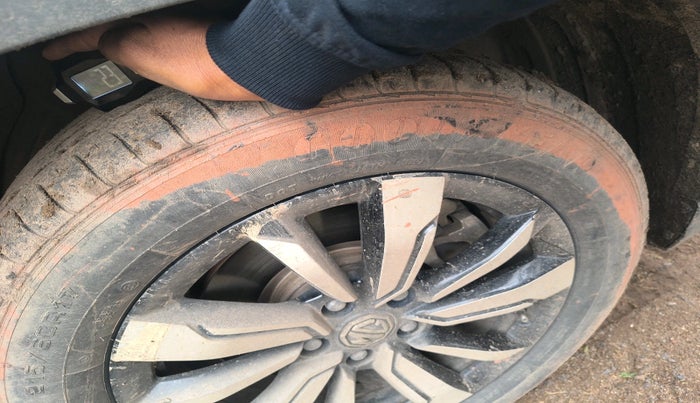 2019 MG HECTOR SHARP 2.0 DIESEL, Diesel, Manual, 84,802 km, tyre