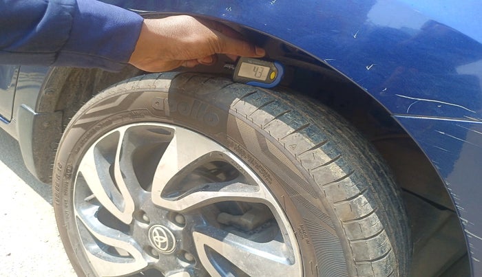 2019 Toyota Glanza V, Petrol, Manual, 51,143 km, tyre