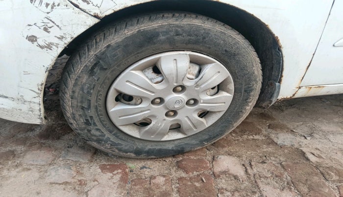 2014 Hyundai i10 MAGNA 1.1, Petrol, Manual, 30,004 km, tyre