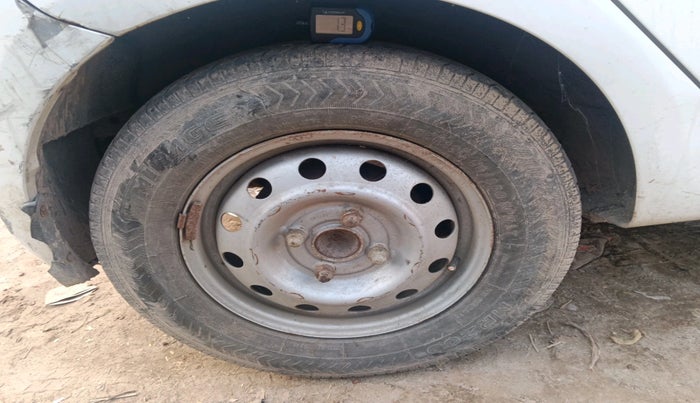 2014 Hyundai i10 MAGNA 1.1, Petrol, Manual, 30,004 km, tyre