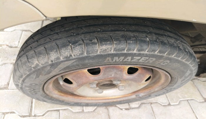 2011 Maruti Alto K10 LXI, Petrol, Manual, 1,510 km, tyre