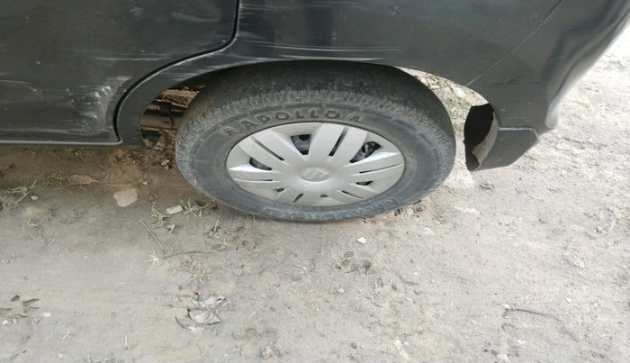 2017 Maruti Alto 800 LXI CNG, Petrol, Manual, 90,115 km, tyre