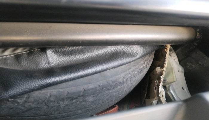 2017 Maruti Alto 800 LXI CNG, Petrol, Manual, 90,115 km, tyre