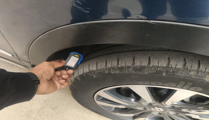 2018 Maruti S Cross ZETA 1.3, Diesel, Manual, 1,25,828 km, tyre