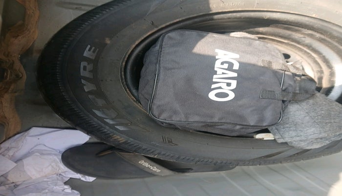 2018 Honda Amaze 1.2L I-VTEC S, Petrol, Manual, 53,030 km, tyre