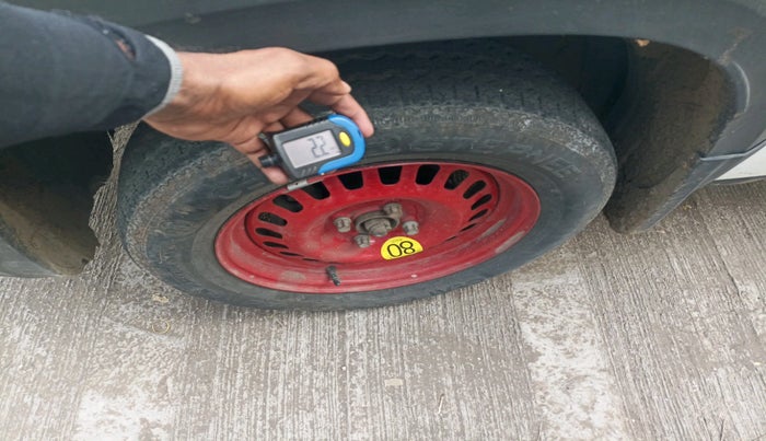 2021 Renault Kiger RXT MT, Petrol, Manual, 1,12,153 km, tyre