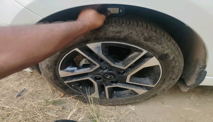 2024 Tata Tiago XZ PLUS PETROL, Petrol, Manual, 720 km, tyre