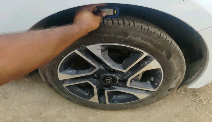 2024 Tata Tiago XZ PLUS PETROL, Petrol, Manual, 720 km, tyre