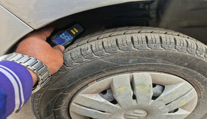 2018 Maruti Alto 800 LXI, Petrol, Manual, 6,299 km, tyre