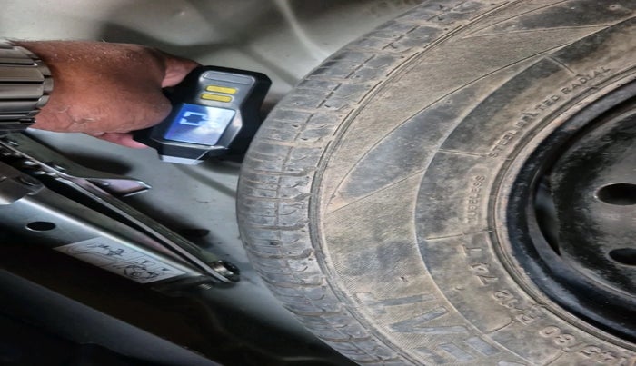 2018 Maruti Alto 800 LXI, Petrol, Manual, 6,299 km, tyre