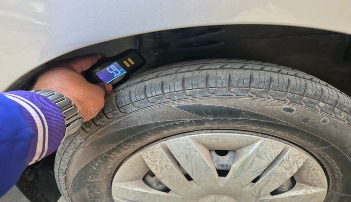 2018 Maruti Alto 800 LXI, Petrol, Manual, 6,299 km, tyre