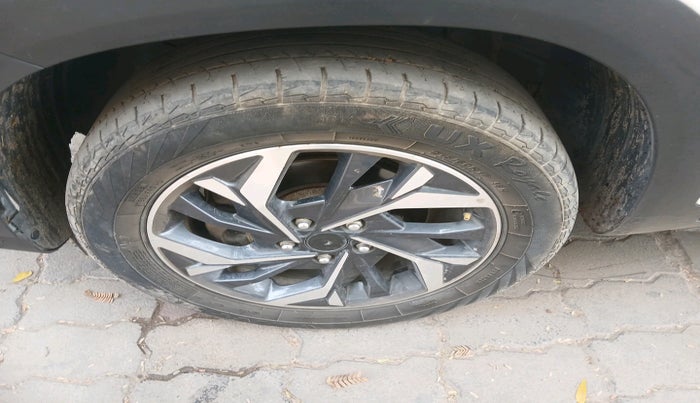 2020 Hyundai Creta E 1.5 DIESEL, Diesel, Manual, 65,654 km, tyre