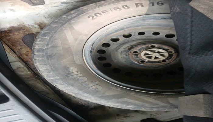 2020 Hyundai Creta E 1.5 DIESEL, Diesel, Manual, 65,654 km, tyre