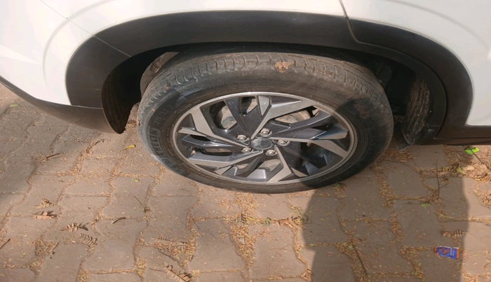 2020 Hyundai Creta E 1.5 DIESEL, Diesel, Manual, 65,654 km, tyre